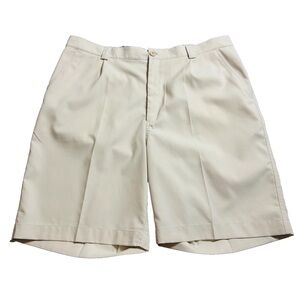 Under Armour Performance Golf Shorts Men's Size 38R Cream 9 Inch Inseam